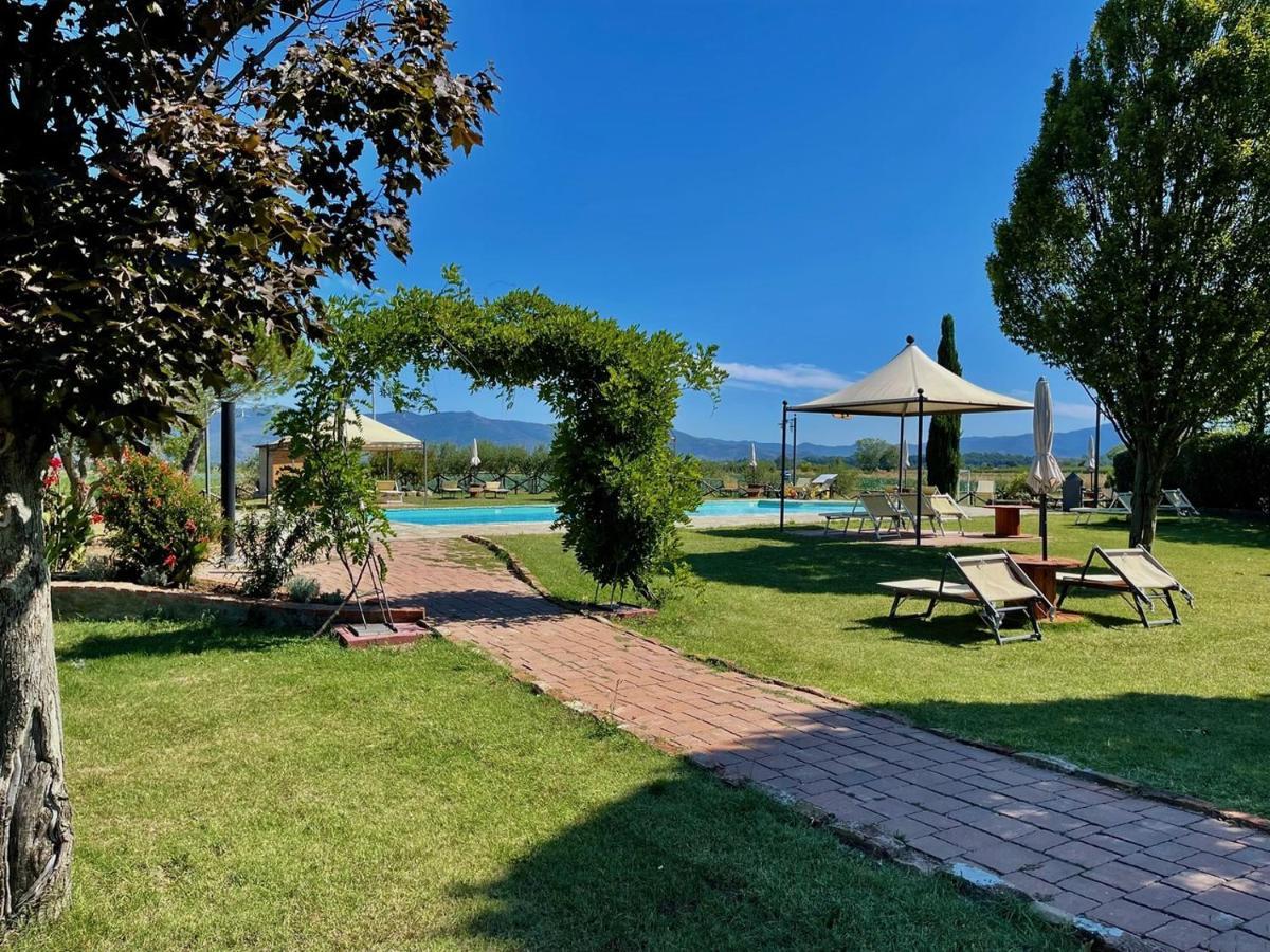 Agriturismo La Colmata Cesa  Exterior foto